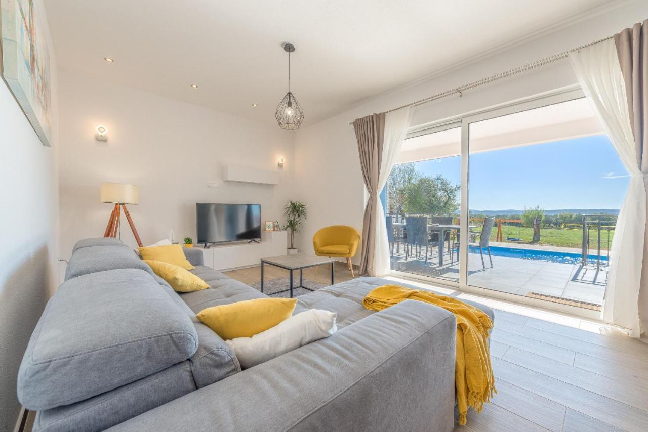Villa Tara Zadarvillas Tinj Exterior foto